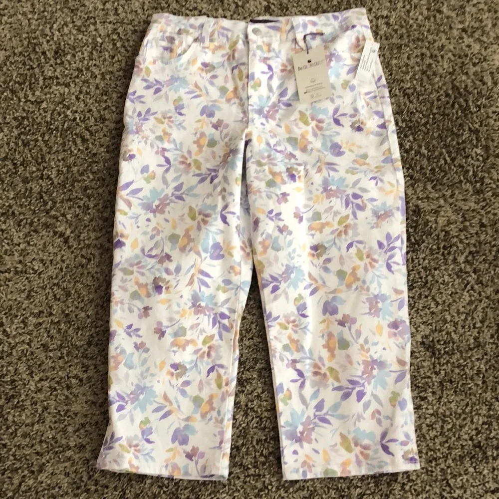 Gloria Vanderbilt Capris Jean AmandaVintage White Floral NWT - Picture 1 of 11